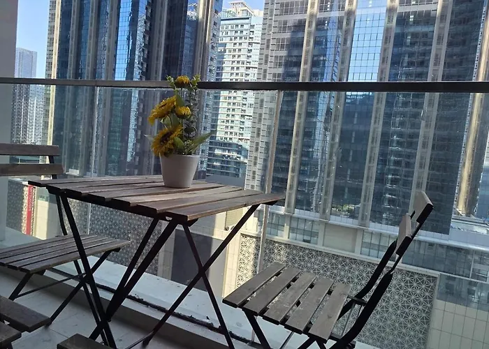 Bgc Uptown Parksuites Modern 1br With Balcony 300mbps 公寓